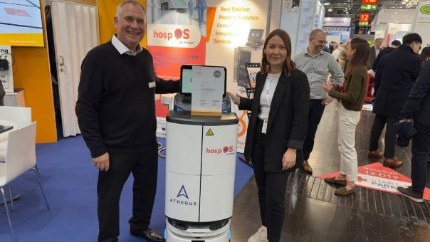 SERVICEBOT.SOLUTIONS glänzt auf der MEDICA: Auszeichnung als Mittelstands-Champion