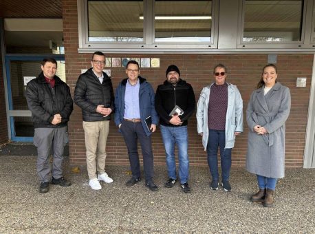 Schule im Fokus: Schuldezernent Patrick Krug zu Gast in Romrod