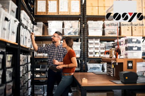 Effiziente Verwaltung von Ersatzteillagern in der Fertigung mit COSYS