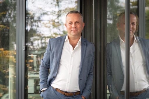 iSAX beschleunigt SaaS-Wachstum: Eduard Daoud wird Chief Revenue Officer