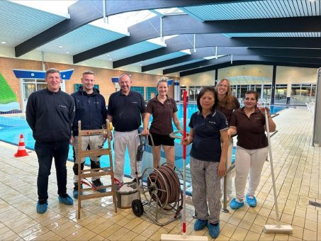 Neuharlingersiel: Revisionsarbeiten im Meerwasser-Hallenbad