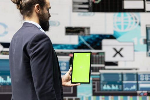 Digitale Transparenz im IT-Management:  neue IT-Servicekatalog-Software „ServiceNavigator“