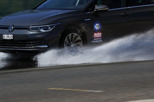 Runderneuerter Reifen im Test: Wenig Geld für wenig Sicherheit