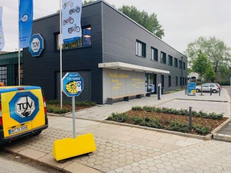 TÜV HANSE eröffnet neue Zentrale am Brackdamm
