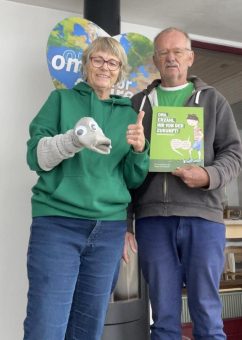 Erfolgreicher Vorlesetag 2025 – Omas for Future begeistern 30.000 Kinder mit bundesweiter Vorleseaktion