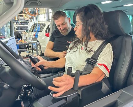 Einsteigen, losfahren, leben:  Sabina startet in einen neuen Lebensabschnitt