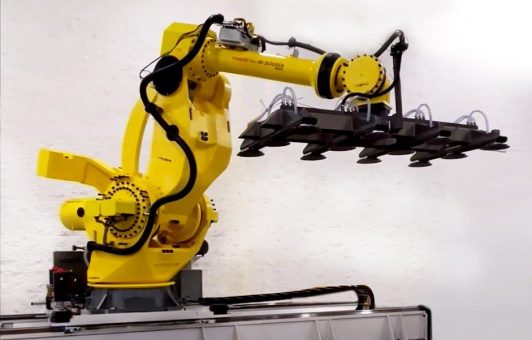 Schwerlast-Handling mit der RTU von Rollon