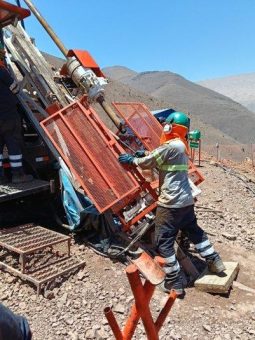 Nittetsu Mining leistet letzte Earn-In-Zahlung in Höhe von 1,5 Mio. $ für Kupferprojekt Los Chapitos von Camino in Peru