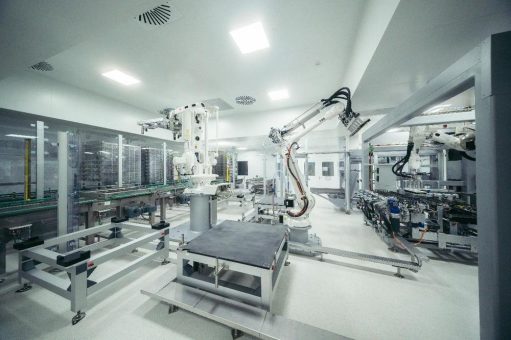 Tradition auf dem Weg in die Zukunft – io begleitet die Klosterfrau Group beim Bau einer neuen Spritzenlinie