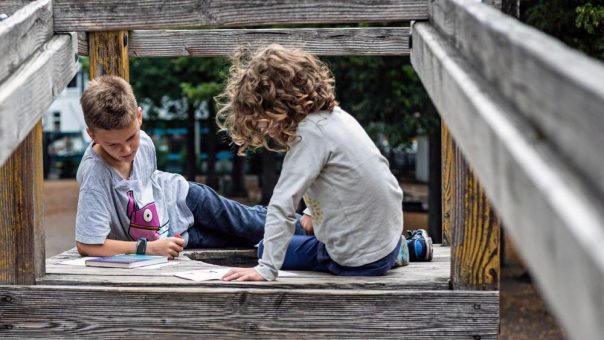 Leseförderung: Jetzt die neuen Buchempfehlungen von boys & books entdecken
