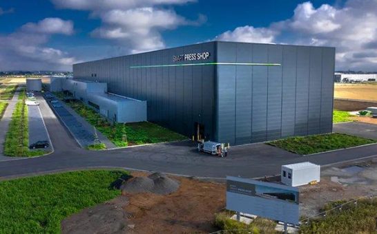 LOGSOL begleitet den Smart Press Shop als zentraler Partner in der SAP-Implementierung und Logistikrealisierung