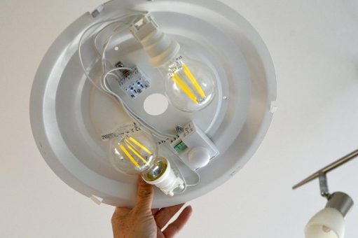 TÜV SÜD gibt Tipps zum Kauf von Innenleuchten mit Bewegungsmelder
