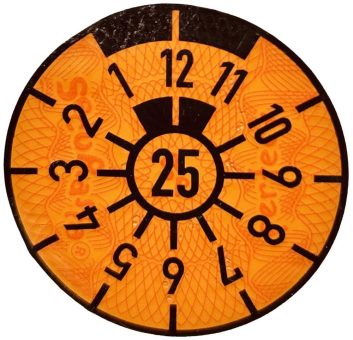 TÜV SÜD: Neues Jahr – neue Farbe