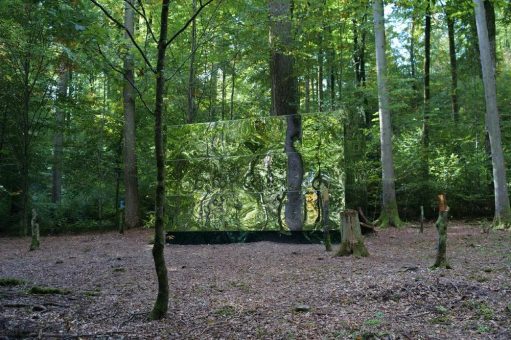 Ein Waldes Echo – Reflexion in Edelstahl