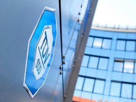 Sicherheit, Wirtschaftlichkeit und Nachhaltigkeit von Gebäuden – TÜV SÜD auf der Real Estate Arena