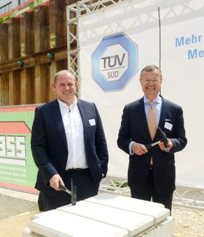 Grundsteinlegung bei TÜV SÜD-Konzernzentrale