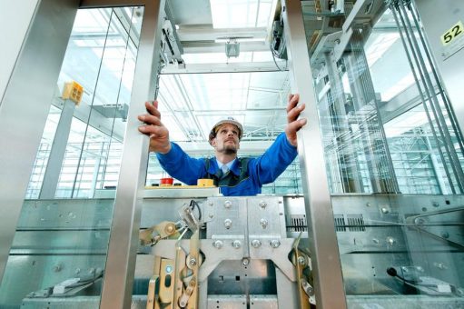Prüfungen und Zertifizierungen für Aufzüge und Komponenten