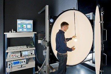 TÜV SÜD auf der lighting technology in Essen