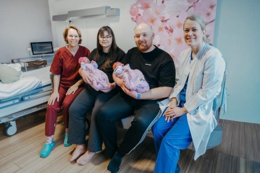 Doppeltes Glück zum Jahresauftakt: Pia und Hannah sind die ersten Gladbacher Neujahrsbabys 2026