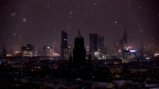 Berlin im Dunkeln: Wenn Sabotage das Netz trifft – Wie Sie Ihr Gebäude krisenfest machen