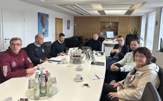 Kunstrasenplatz in Lauterbach:  VfL unterstützt Plan des Kreises