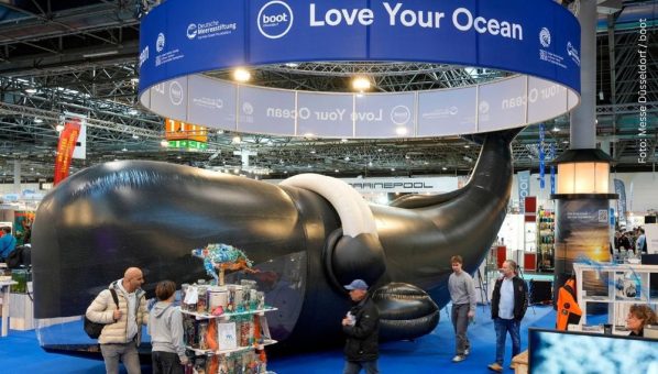 Plastik raus. Zukunft rein: Die GRD bringt Delfin- und Meeresschutzthemen auf die Messe boot