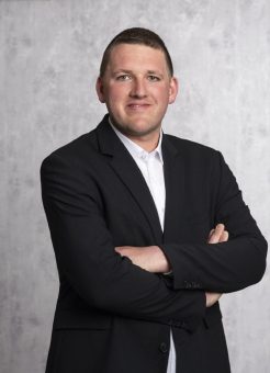 Dr.-Ing. Stefan Veit leitet das Geschäftsfeld Elektro- und  Gebäudetechnik der TÜV SÜD Industrie Service GmbH