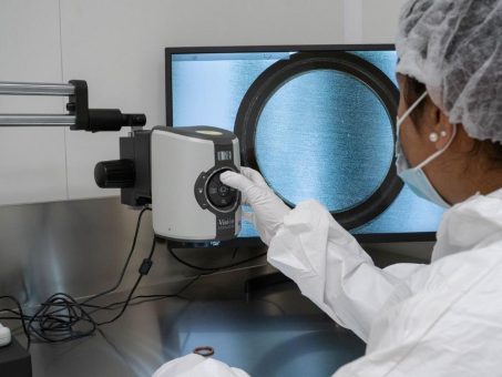 Outgassing unter Kontrolle – Reinheit in der Halbleiterfertigung sichern