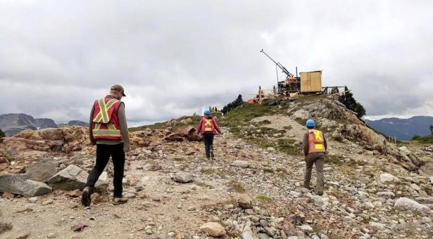Der Countdown läuft: Juggernaut kündigt 10.000 Meter-Bohrprogramm auf Gold- und Silberprojekt Big One an