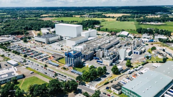 Kardex Mlog realisiert 44 Meter hohes Hochregallager und modernisiert Logistikzentrum von Moers Frischeprodukte