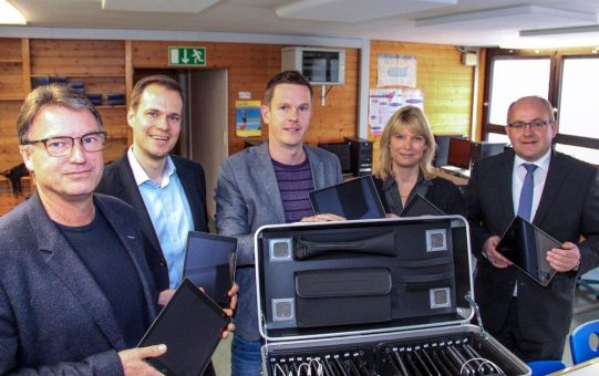 40 iPads gespendet – USU fördert digitales und vernetztes Lernen