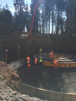 Fundament für Windpark Hohenlochen steht