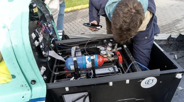 2.647 km pro kg Wasserstoff sind kein Zufall