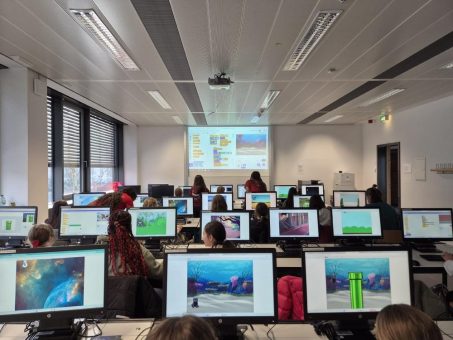 Programmieren und Robotik entdecken: Ada-Lovelace-Projekt begeistert Mädchen an der Hochschule Worms