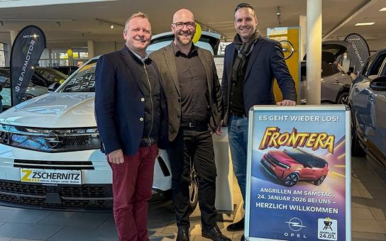 Großes Angrillen: Kunden und Opel-Vertreter feiern Jahresauftakt bei den Opel-Händlern