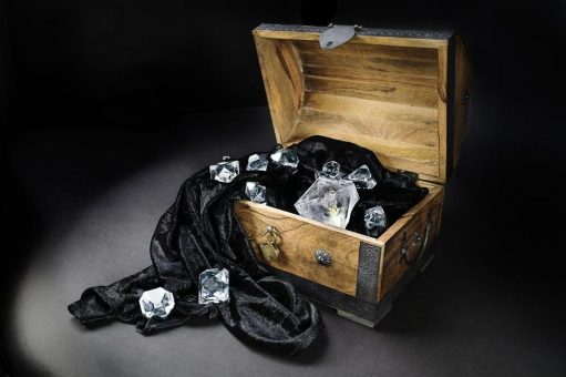 „Wer züchtet den schönsten Kristall?“ –  Gewinner des bundesweiten Schülerwettbewerbs stehen fest