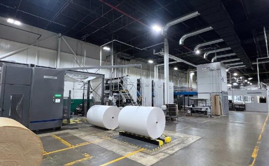 Lakeside Book Company investiert in hochmoderne Rollenoffset-Technologie von manroland Goss in Willard, Ohio