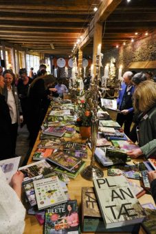 Presseaufruf: Deutscher Gartenbuchpreis 2026 – Bücher, die Gärten und Menschen bewegen