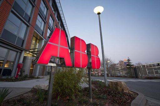 Apleona sichert sich EMEA-Portfolio von ABB vorzeitig für weitere 5 Jahre