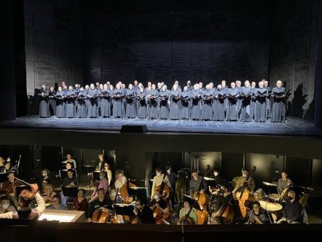 Essener Philharmoniker und Aalto-Opernchor protestieren musikalisch gegen den Krieg in der Ukraine