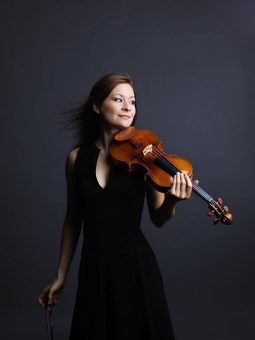 Arabella Steinbacher bei den Essener Philharmonikern zu Gast