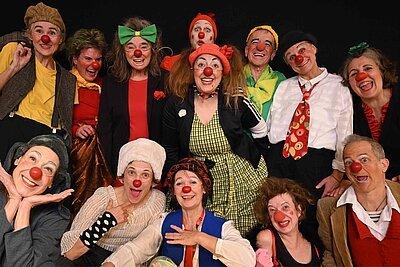 ABSCHLUSSARBEIT: CLOWN SHOW „Jenseits des Tellerrands“ der Tamala Clown Akademie