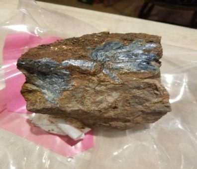 Antimony Resources Corp. (CSE: ATMY) (OTCQB: ATMYF) (FWB: K8J0) entdeckt neue massive Stibnitmineralisierung in Marcus Zone (West) und hat die Mineralisierung in Festgestein auf einer Länge von 25 m freigelegt
