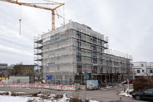 Richtfest „GREEN ELEVEN“: Außergewöhnliches Wohneigentum in Großreuth