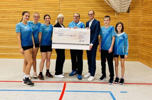 Denkströme unterstützt Leichtathletik Wiggensbach mit 1.000 Euro