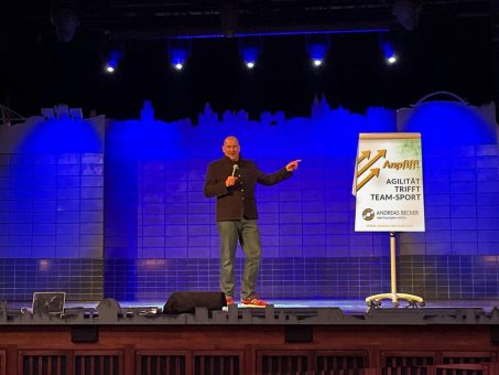 Darwin-Tag 2026: Warum Unternehmen mit Lerntempo gewinnen – nicht mit perfekten Plänen