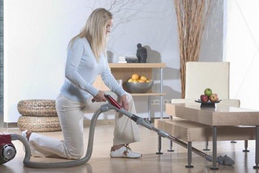 Frühjahrsputz ganz ohne Rückenschmerzen – die besten Tipps