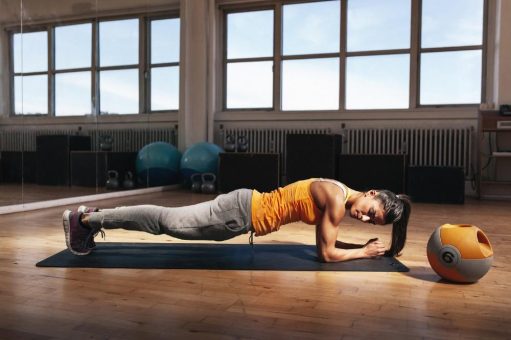 Warum auch starke Bauchmuskeln für die Rückengesundheit so wichtig sind
