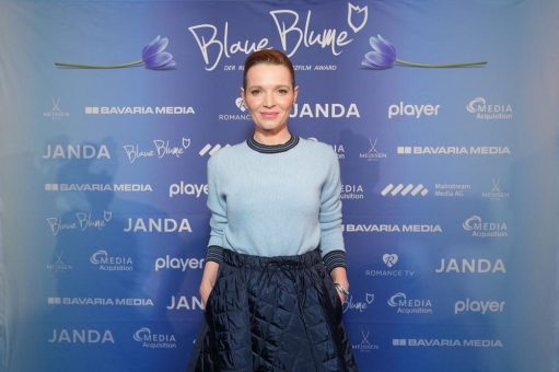 Seit 15 Jahren erzählt der BLAUE BLUME Award von der Liebe