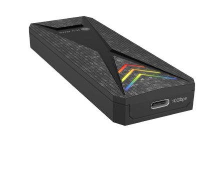 ICY BOX® veröffentlicht preiswerte SSD-Gehäuse mit und ohne Beleuchtung. Perfekt geeignet für Sparfüchse und Gamer!